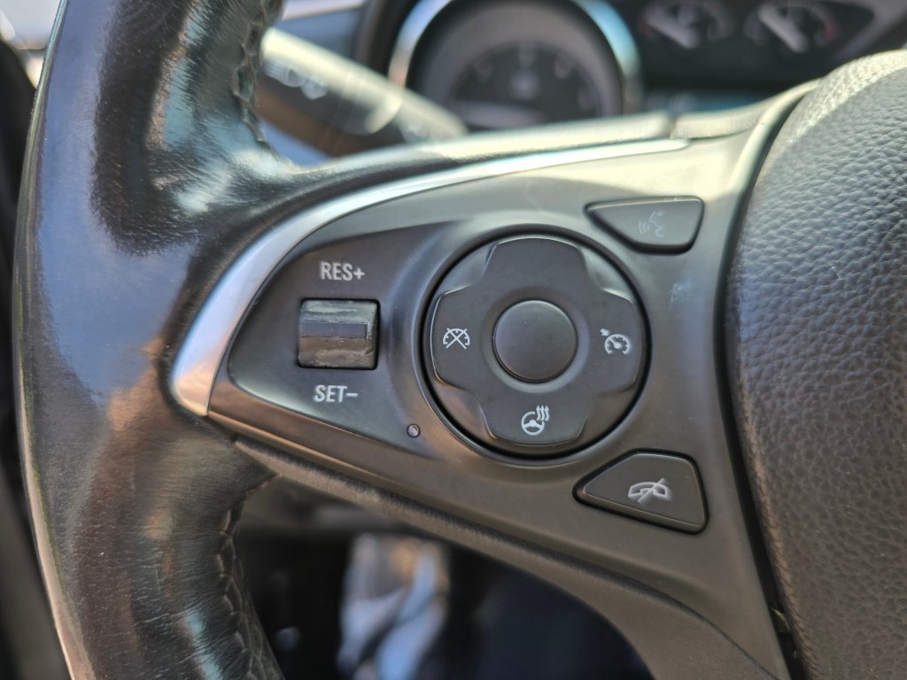 Used 2019 Buick Envision Essence AWD/4WD image 6