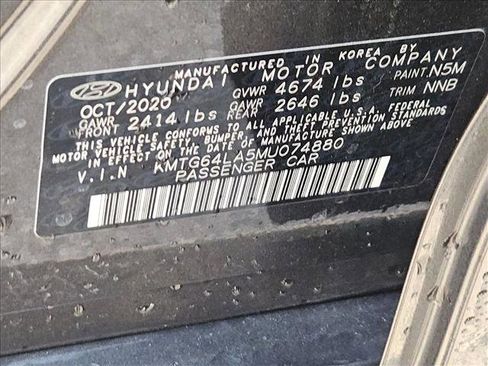 Used 2021 Genesis G70 2.0T image 15