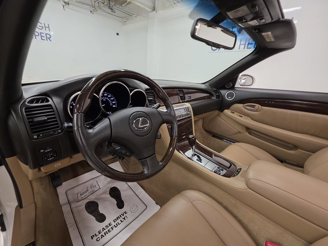 Used 2006 Lexus SC 430 Convertible RWD image 34