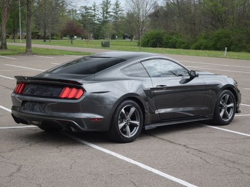 Used 2015 Ford Mustang Coupe w/ Equipment Group 051A RWD image 24