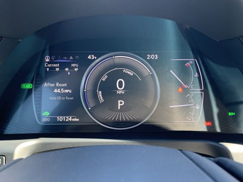 Certified 2025 Lexus ES 300h w/ Luxury Package image 21