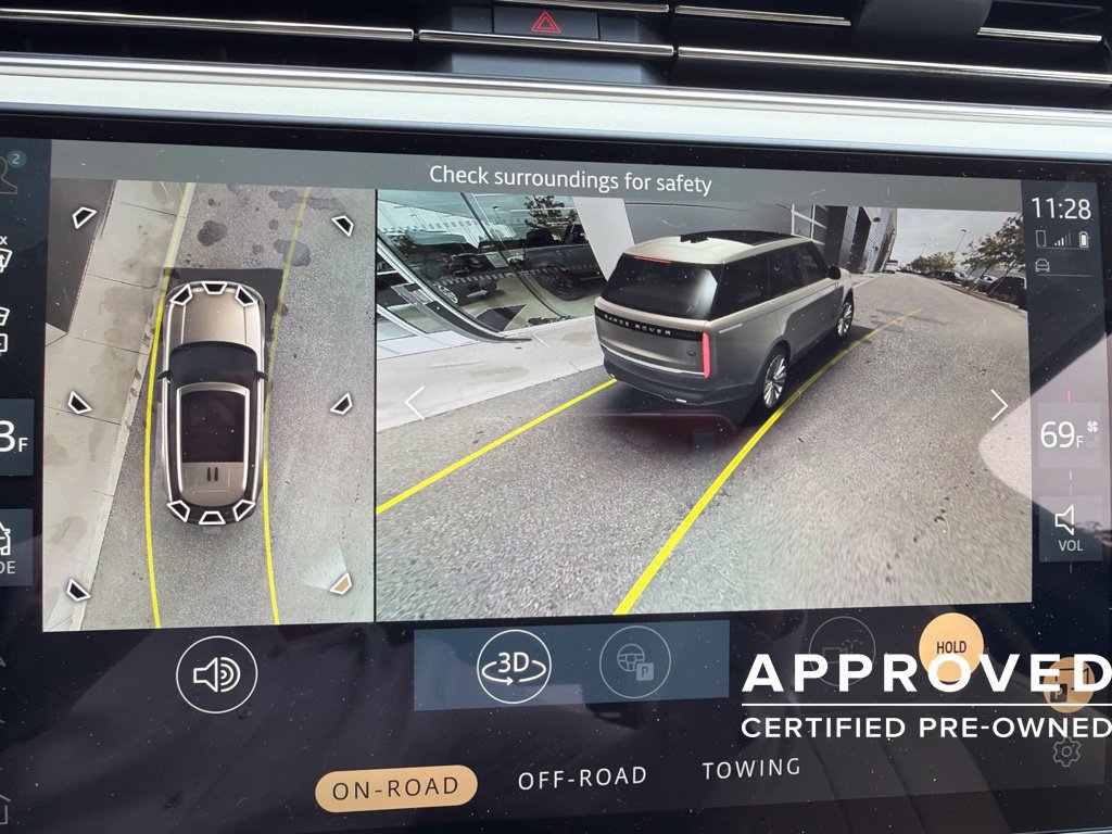 Used 2025 Land Rover Range Rover SE AWD/4WD image 33