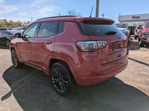 Used 2022 Jeep Compass Limited image 6