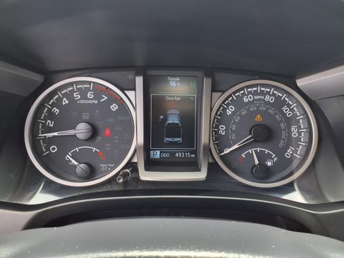 Used 2023 Toyota Tacoma Limited RWD image 17