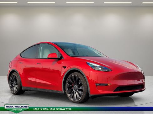 Used 2022 Tesla Model Y Performance AWD/4WD image 1