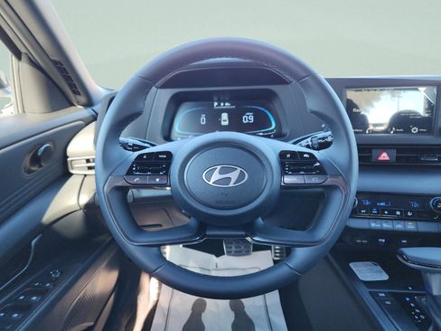 New 2026 Hyundai Elantra Sport image 10