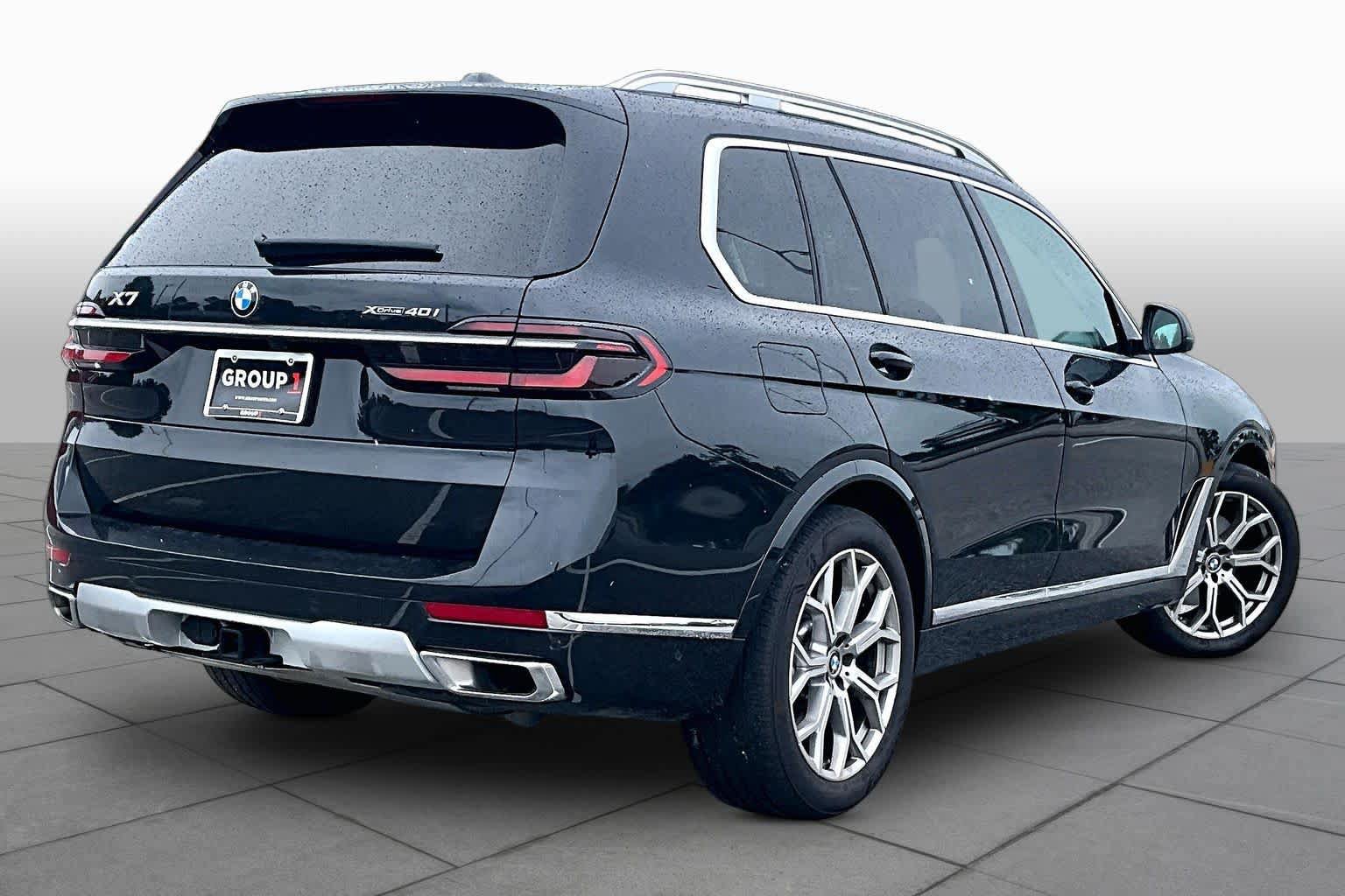 Used 2023 BMW X7 xDrive40i w/ Premium Package AWD/4WD image 13
