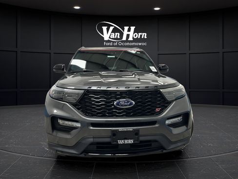 Used 2020 Ford Explorer ST w/ ST Street Pack AWD/4WD image 2
