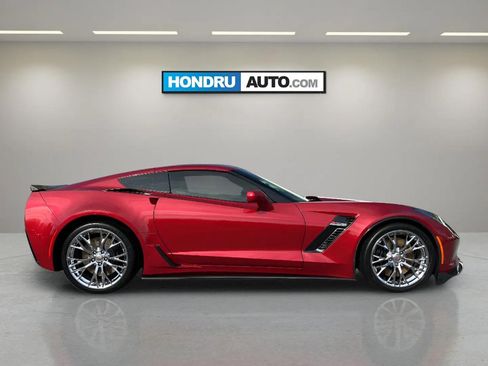 Used 2015 Chevrolet Corvette Z06 w/ 3LZ Preferred Equipment Group image 9