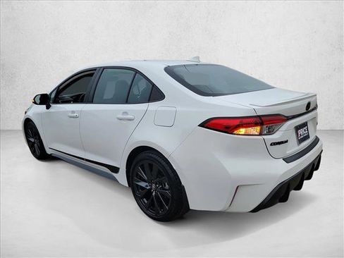 Used 2024 Toyota Corolla SE image 7