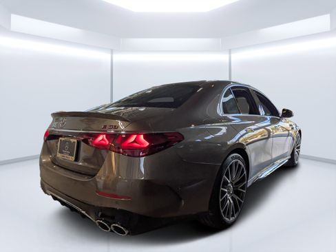 New 2026 Mercedes-Benz E 53 AMG e 4MATIC Sedan image 6