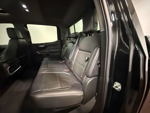 Used 2021 GMC Sierra 1500 Denali w/ Denali Ultimate Package AWD/4WD image 8