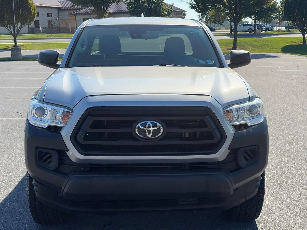 Used 2020 Toyota Tacoma SR AWD/4WD image 2