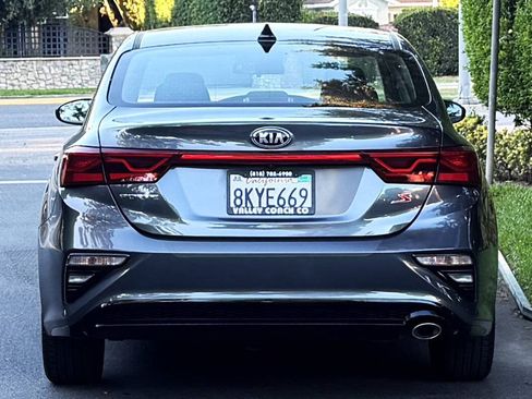 Used 2019 Kia Forte S FWD image 5