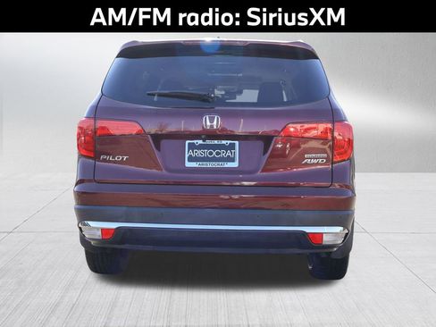 Used 2018 Honda Pilot Touring image 7