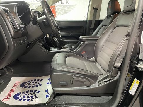 Used 2022 GMC Canyon AT4 image 11