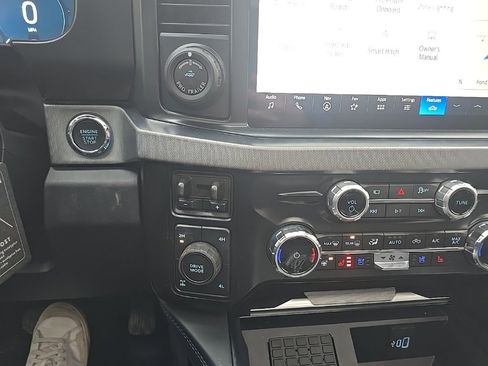 Used 2025 Ford F250 Platinum image 22