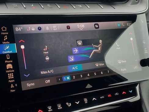New 2026 Jeep Grand Cherokee Altitude AWD/4WD image 21