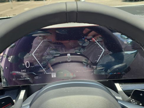 New 2026 BMW 530i xDrive w/ M Sport Package image 33