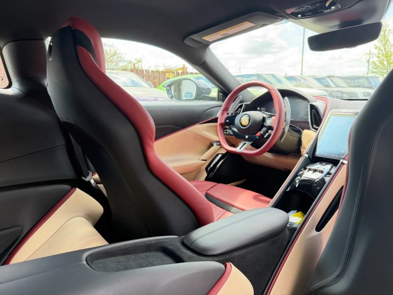 Used 2024 Ferrari Roma RWD image 26