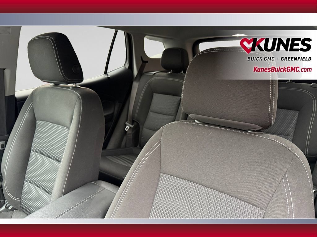 Used 2022 GMC Terrain SLE w/ Driver Convenience Package AWD/4WD image 22
