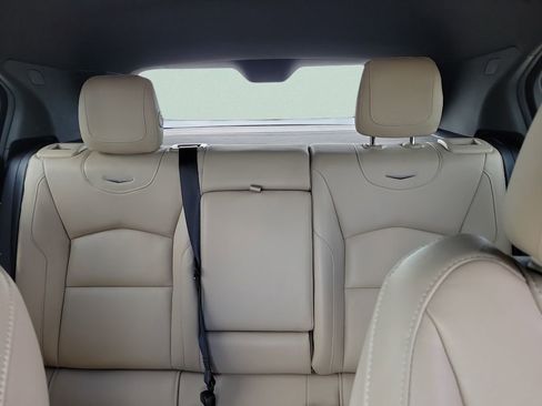 Used 2025 Cadillac XT4 Premium Luxury image 17