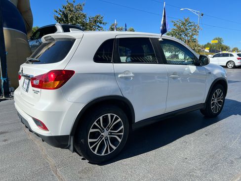 Used 2019 Mitsubishi Outlander Sport ES image 6