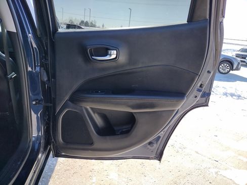 Used 2020 Jeep Compass Limited image 18