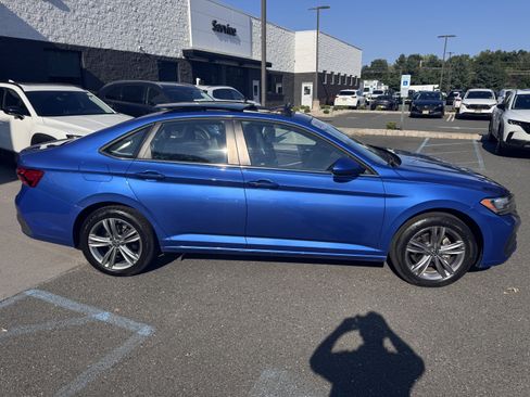 Used 2022 Volkswagen Jetta SE FWD image 14