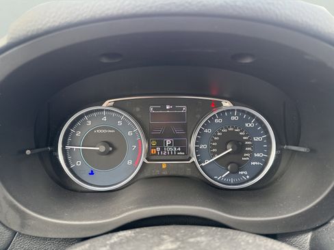 Used 2017 Subaru Crosstrek 2.0i Limited image 21