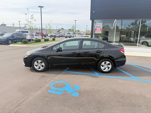 Used 2013 Honda Civic LX image 8