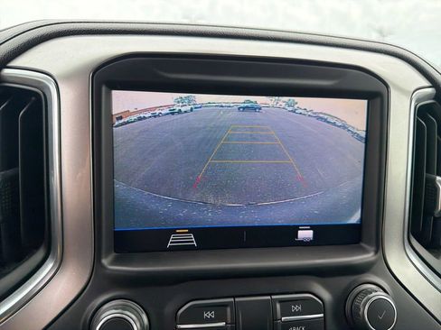 Used 2020 Chevrolet Silverado 1500 LT Trail Boss w/ Convenience Package AWD/4WD image 12