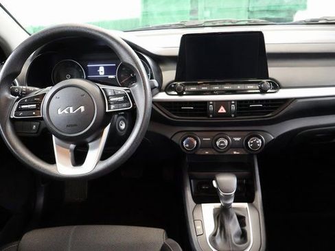 Used 2024 Kia Forte LXS image 13