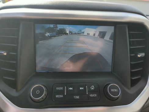 Used 2019 GMC Acadia SLT w/ LPO, Floor Liner Package FWD image 20