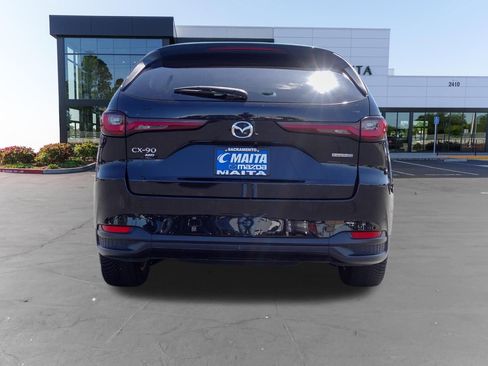 Used 2024 MAZDA CX-90 Plug-In Hybrid w/ Preferred AWD/4WD image 4