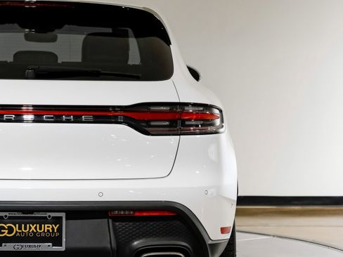 Used 2024 Porsche Macan image 50