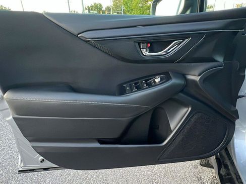 Used 2025 Subaru Outback Premium w/ Popular Package #1A image 21