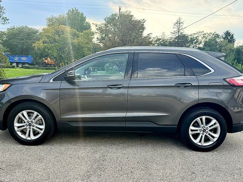 Used 2019 Ford Edge SEL AWD/4WD image 7