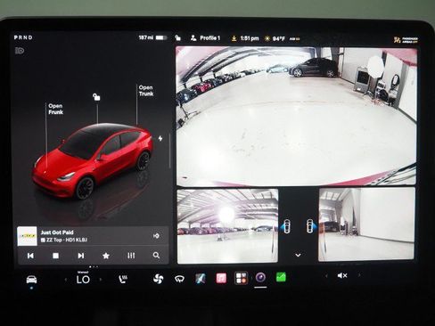 Used 2023 Tesla Model Y Long Range AWD/4WD image 25
