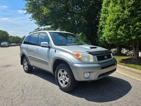 Used 2005 Toyota RAV4 4WD image 7