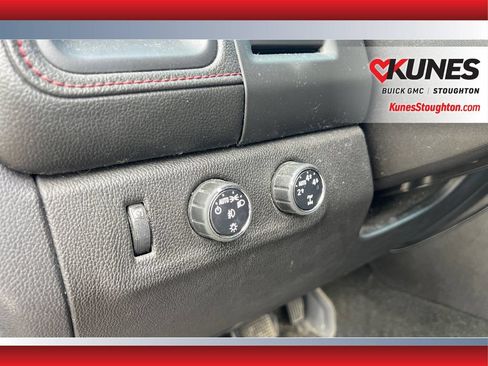 Used 2016 GMC Canyon SLE w/ All Terrain Adventure Package AWD/4WD image 16