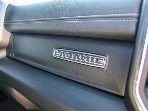 Used 2025 RAM 1500 Laramie image 15