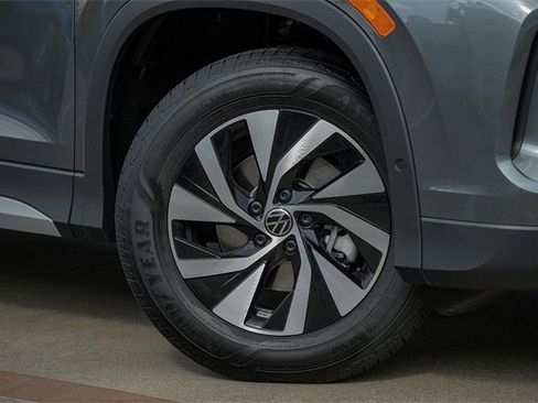 New 2025 Volkswagen Tiguan S image 2