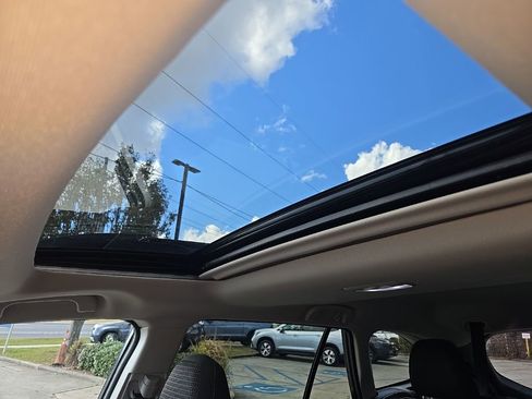 Certified 2025 Subaru Outback Premium image 11