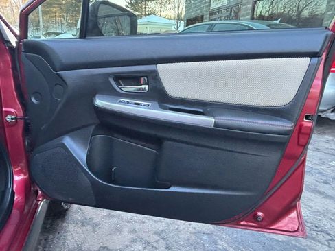 Used 2016 Subaru Crosstrek 2.0i Premium AWD/4WD image 14