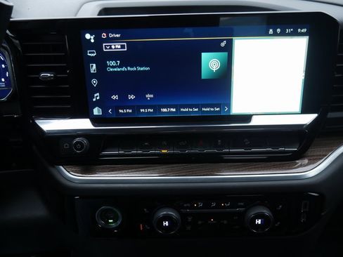 Used 2022 Chevrolet Silverado 1500 LT w/ Z71 Off-Road Package image 16