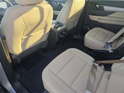 New 2026 Buick Enclave Preferred image 11