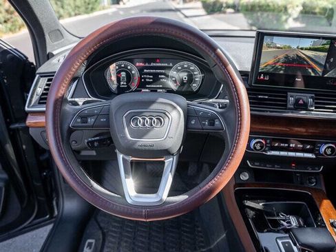 Used 2023 Audi Q5 2.0T Premium Plus w/ Premium Plus Package AWD/4WD image 11