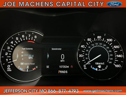 Used 2017 Lincoln MKX Premiere image 18