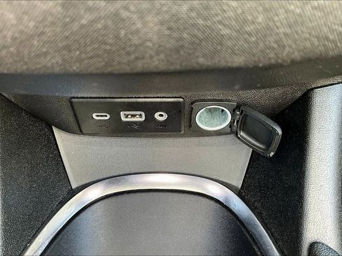 Used 2023 Chevrolet Malibu LT FWD image 13
